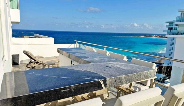 VRBO Premier Host #3704 – Beachfront – All Bedrooms En Suites - timsoceancondos