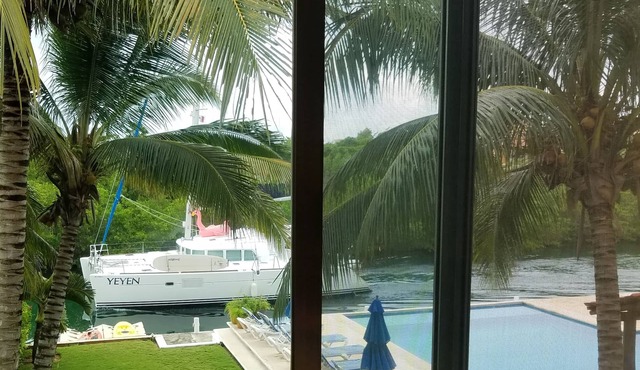Waterview from livingroom & swings at wet bar! 2/2-1/2 Penthouse Condo sleeps 6