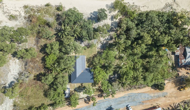 Welcome Home ! Cashew Cashew Villa is a retreat like no other