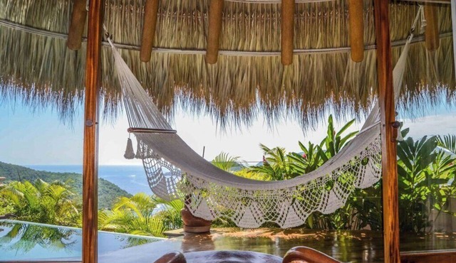 Welcome to Amuleto, live a new experience by renting the entire Villa in Zihua