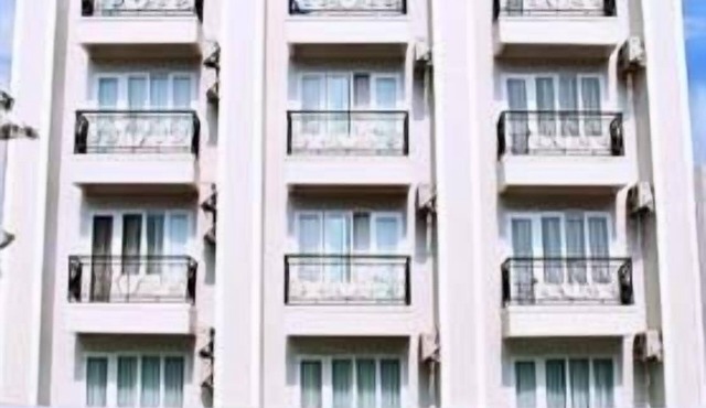 White Swan Apartment