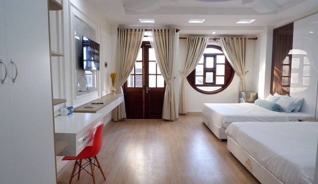 Winter Spring Homestay Center