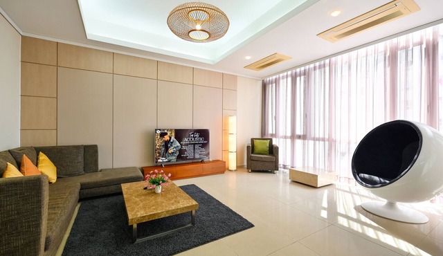 Wonderful Apartment Imperia for 4-5 persons, 100 m2
