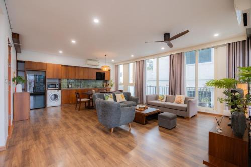 XÔI Sakamoto 2 Suites Kim Ma