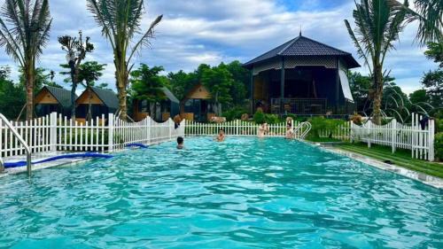 Yellow Homestay - Venuestay