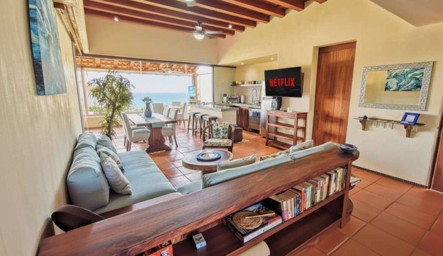 Your Dream Vacation Awaits at our Beachfront Villa