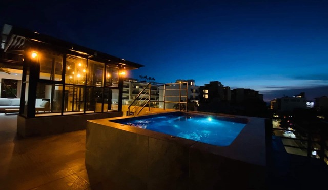 Zona Romantica A/C WIFI Roof Top/Pool Private Balcony Apt#5
