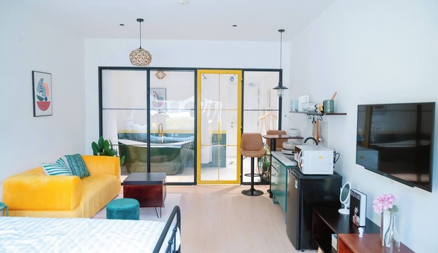 ZY 2. Tropical Flat - Riverside Vibrant D1 -