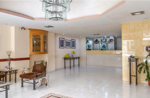 Hotel Astromundo 