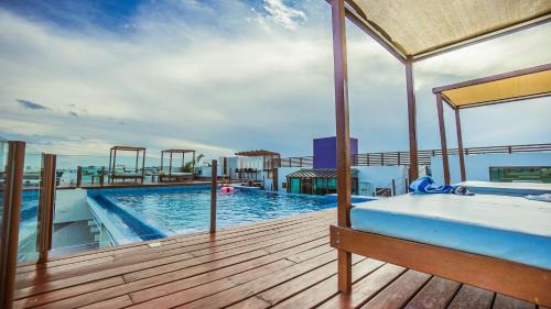 Las Brisas 