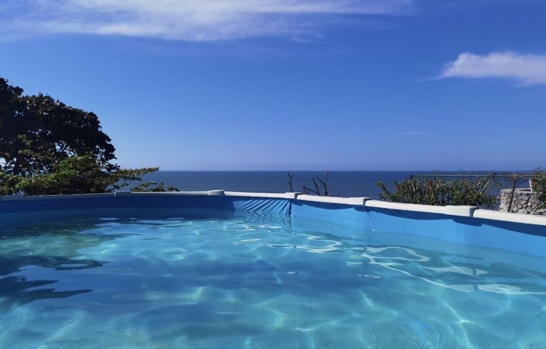 Santa Cruz Ski Chalet | Chalet Espacioso a Orilla de la Playa ,ideal Para Relajarte con Familia y Amigos