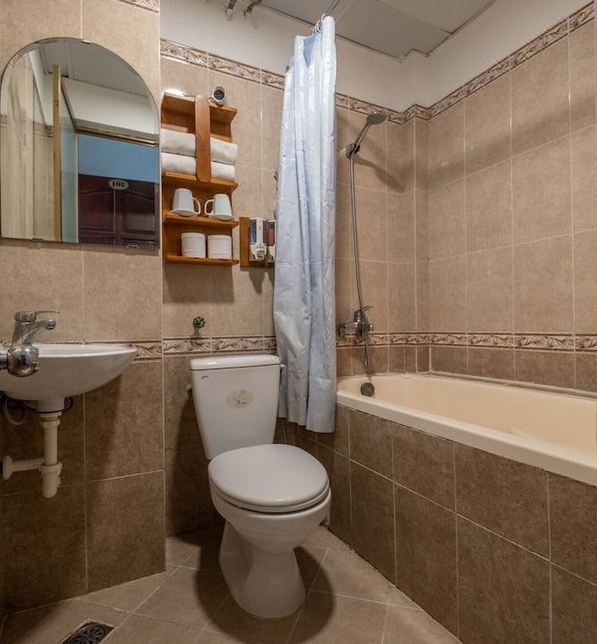 Photo of Bathroom in Old Quarter