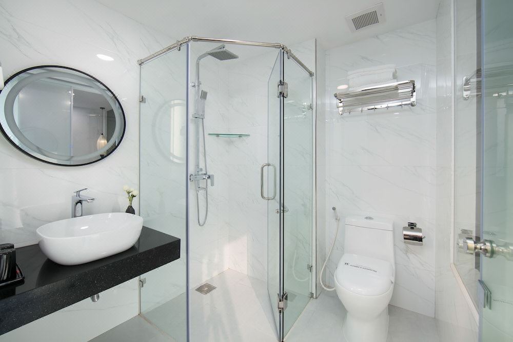 Photo of Bathroom in Old Quarter