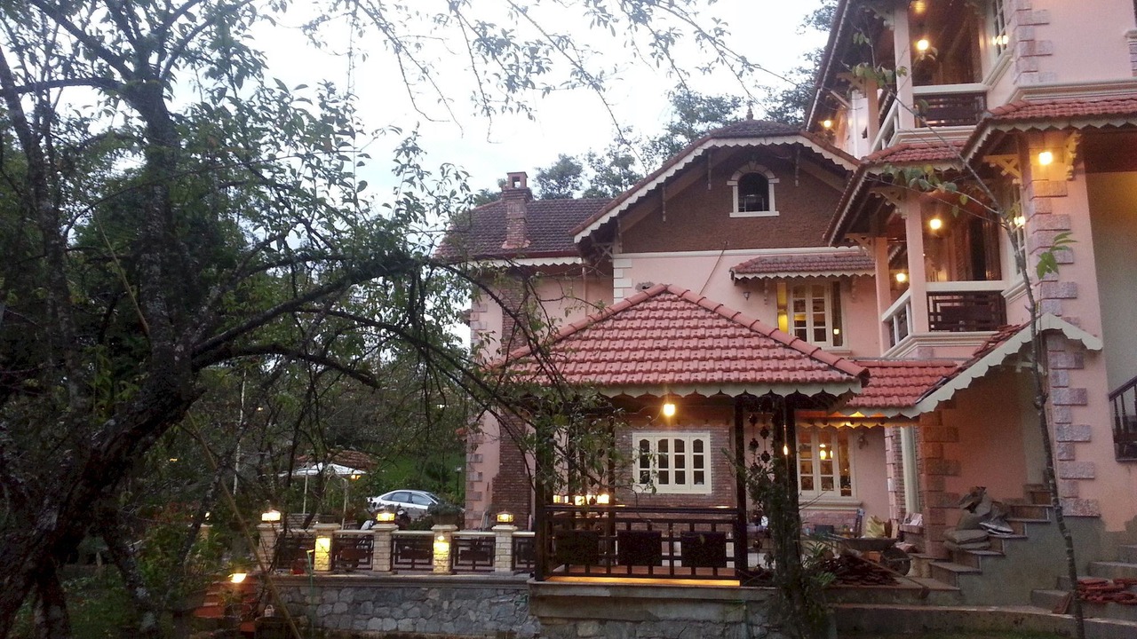 Photo of Buildings in Cha Pai