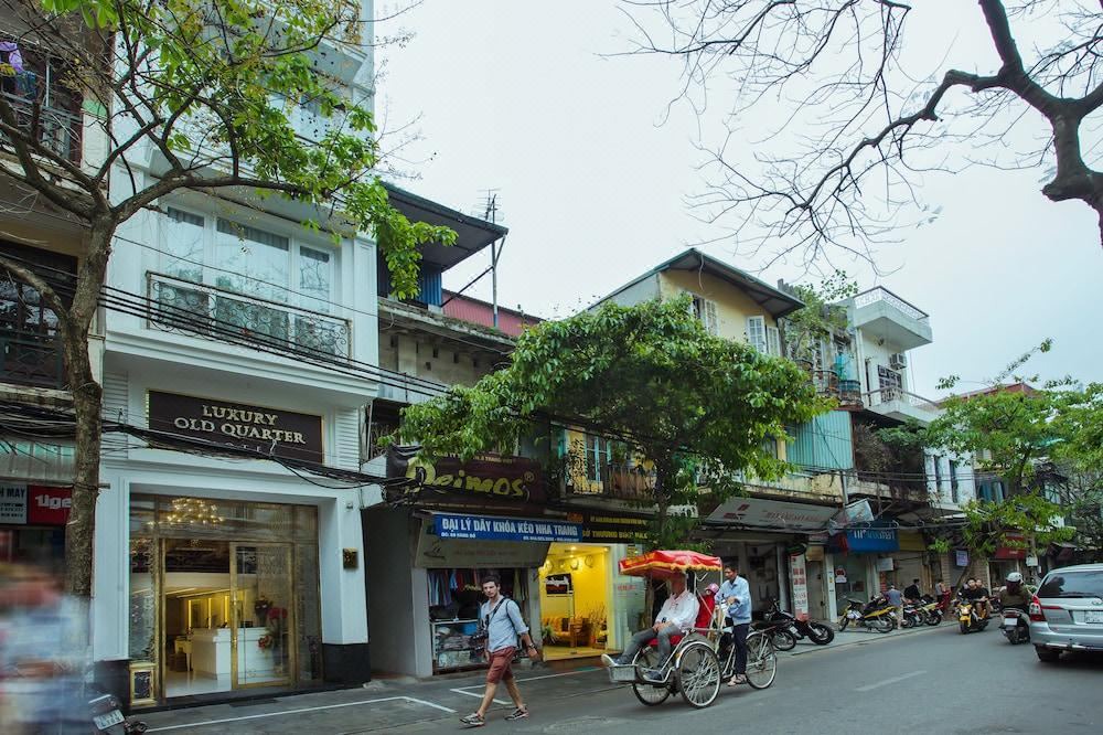 Photo of Buildings in Old Quarter