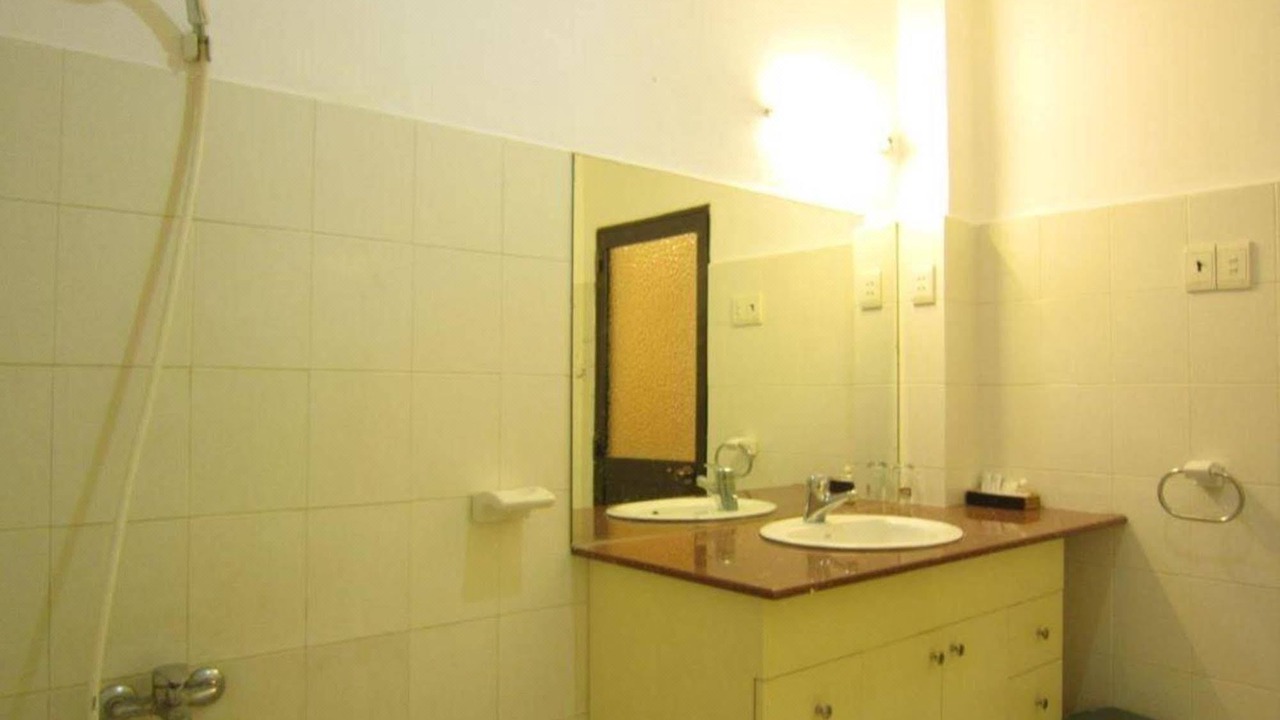 Photo of Bathroom in Downtown Ho Chi Minh City