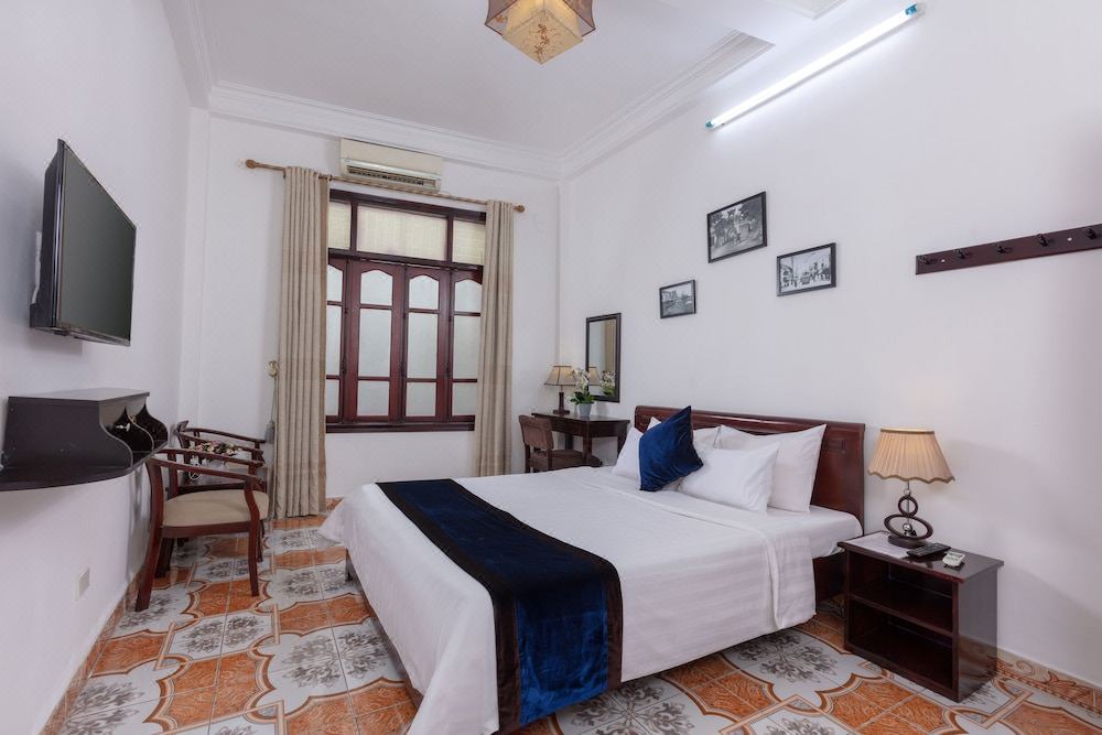 Photo of Bedroom in Old Quarter
