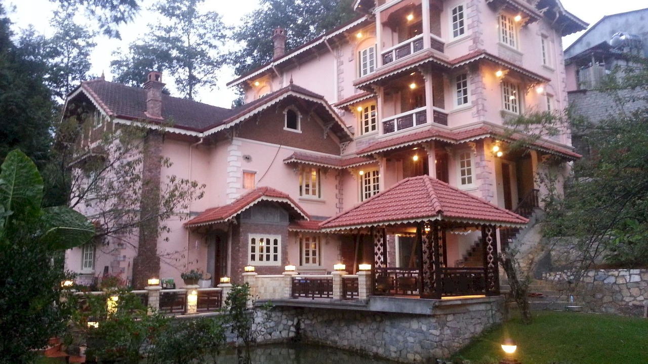 Photo of Buildings in Cha Pai