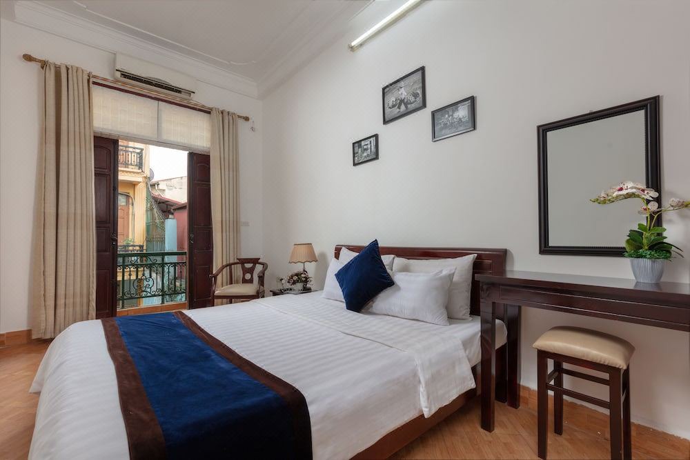 Photo of Bedroom in Old Quarter