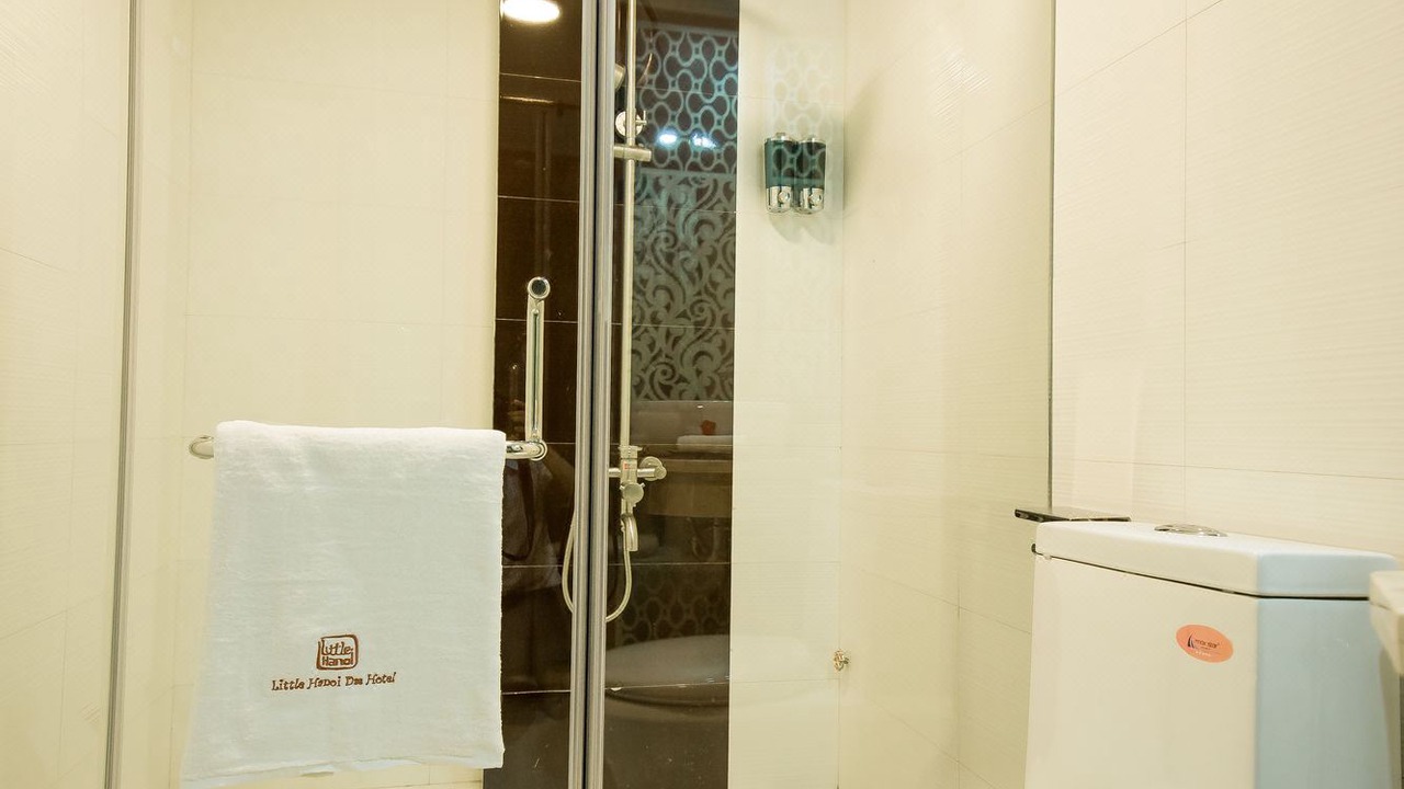 Photo of Bathroom in Old Quarter