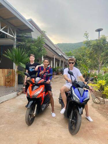 Photo of Others in Koh Lan
