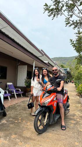 Photo of Others in Koh Lan