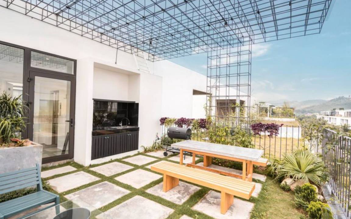 Photo of Patio Balcony in Dai Lai Lake