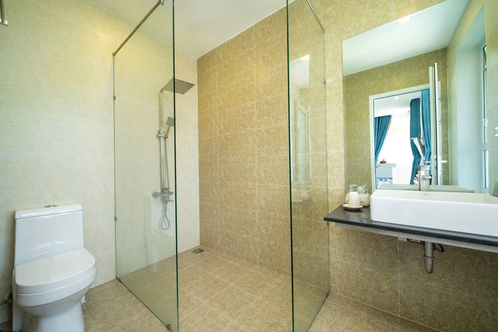 Photo of Bathroom in Cam Pho