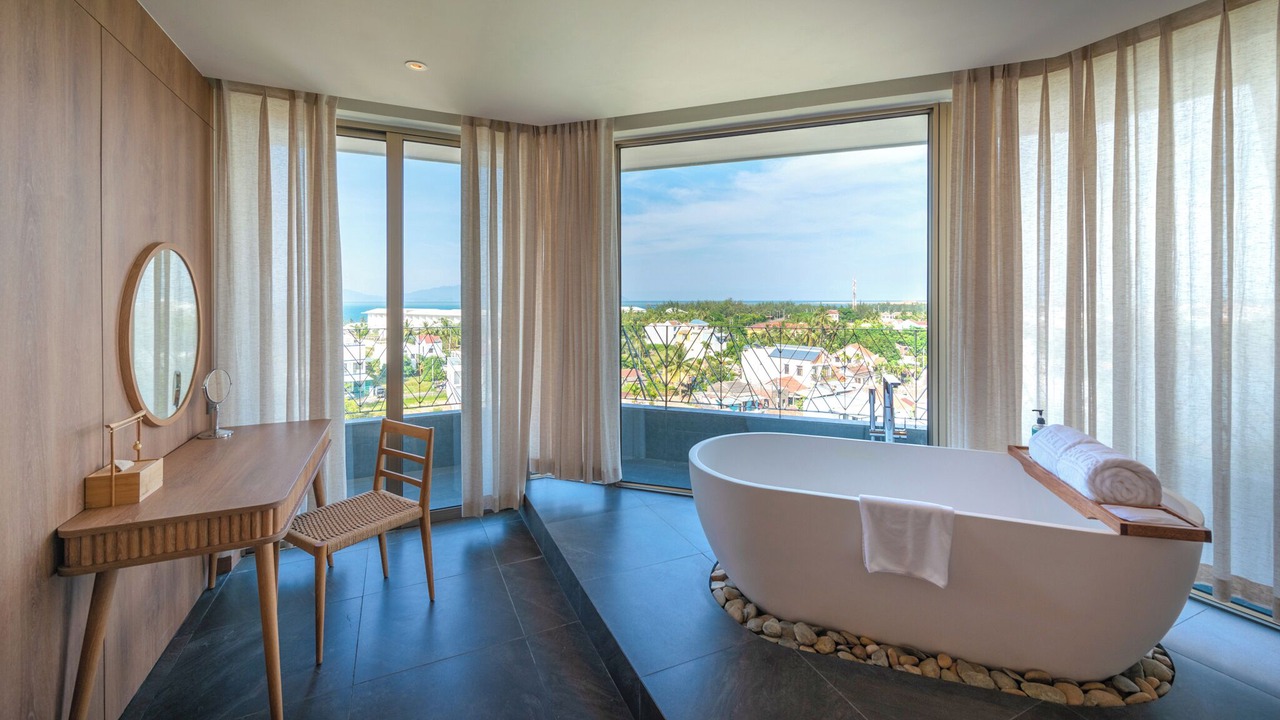 Photo of Bathroom in Cua Đai