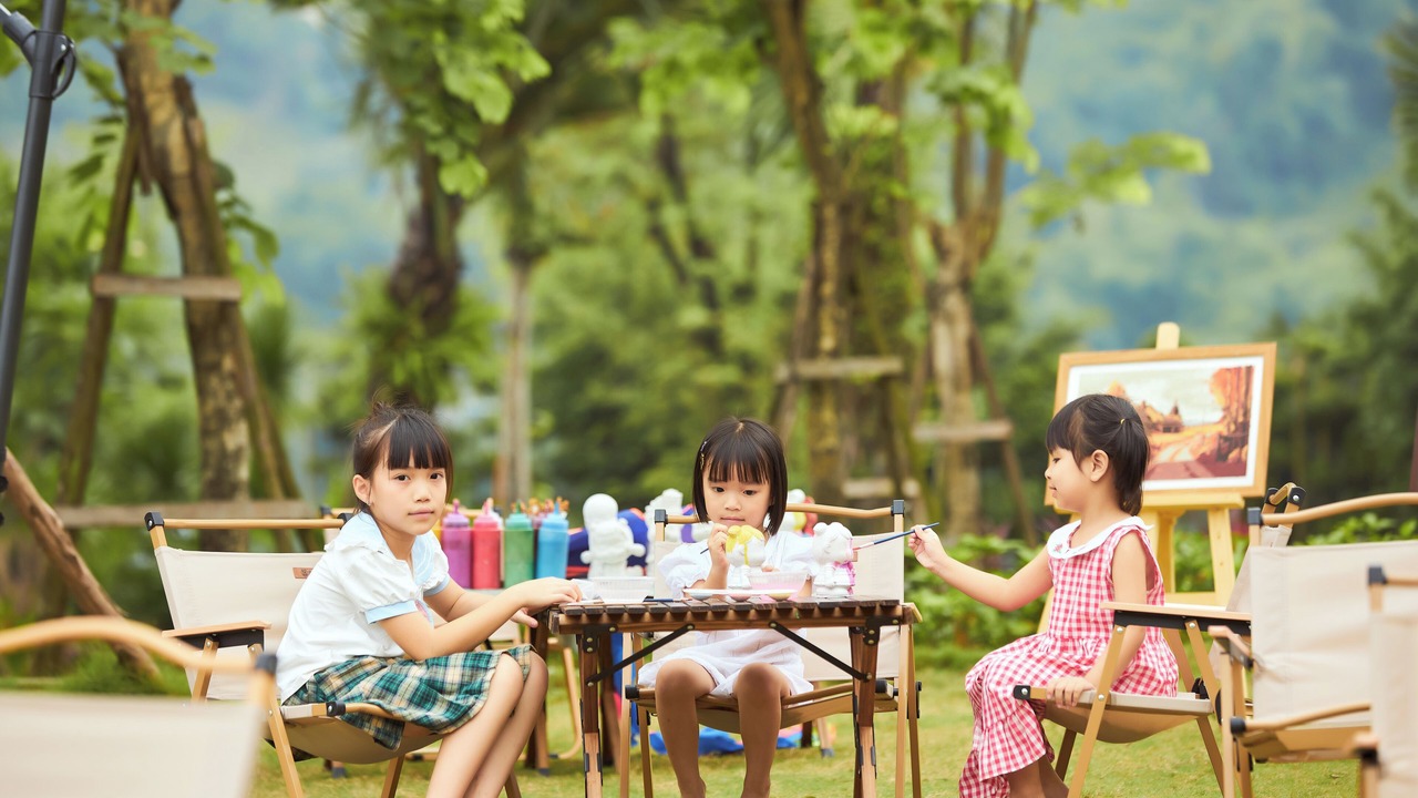Photo of Others in Kim Boi