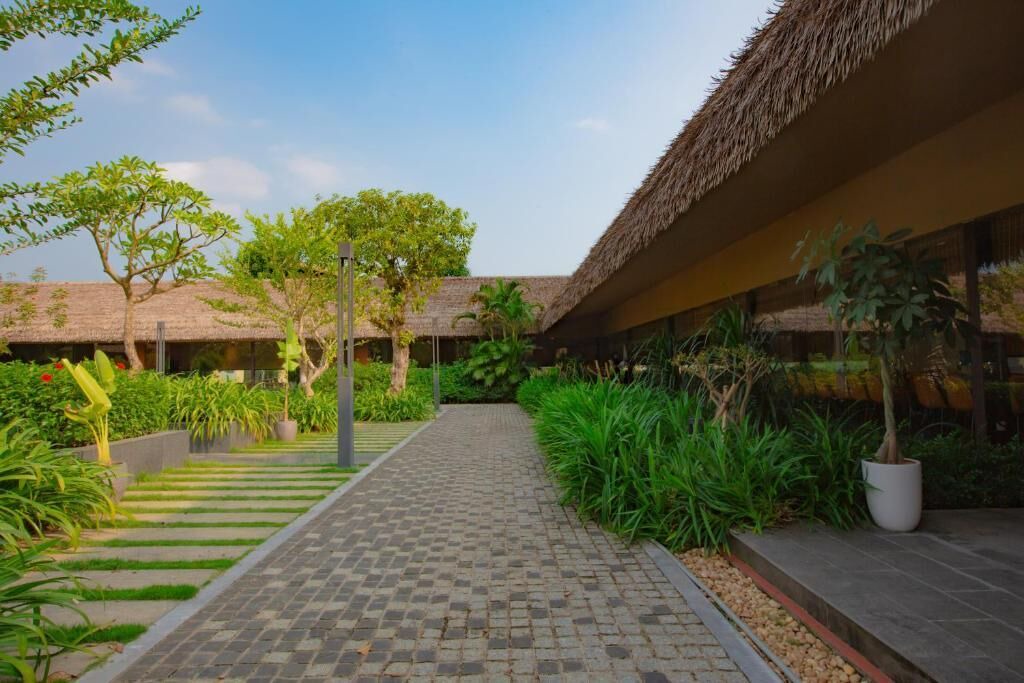 Photo of Outdoor in Kim Boi