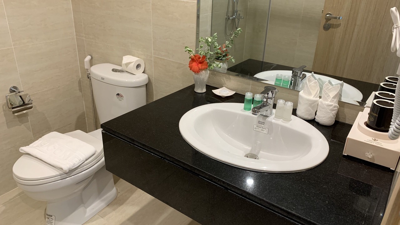 Photo of Bathroom in Long Beach