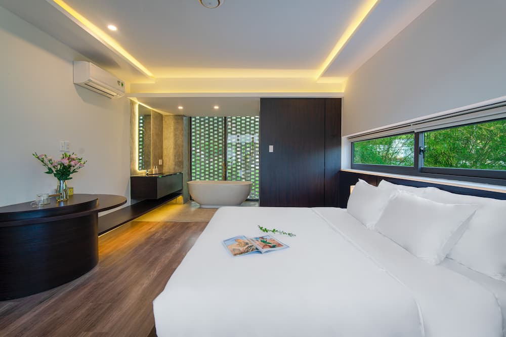 Photo of Bathroom in Tho Quang Beach
