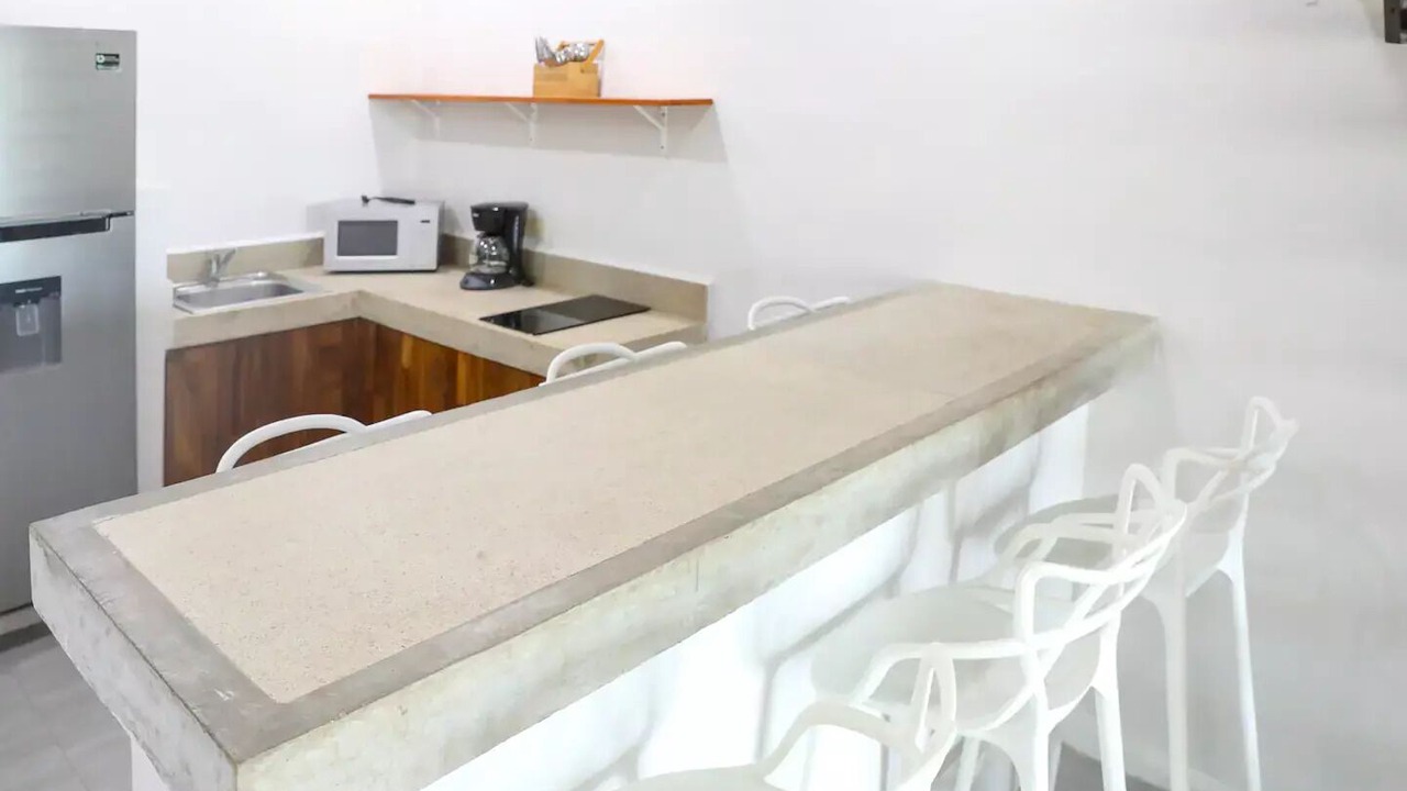 Photo of Kitchen in 12th Street