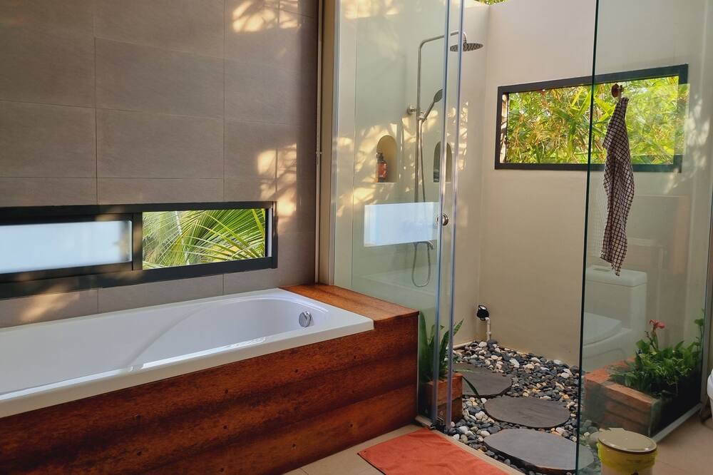 Photo of Bathroom in Ben Tre