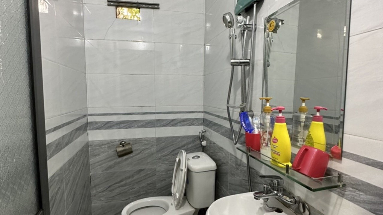 Photo of Bathroom in Ngu Hanh Son