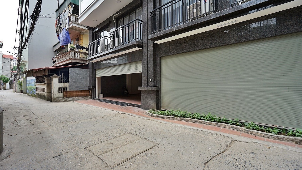 Photo of Outdoor in Nhat Tan