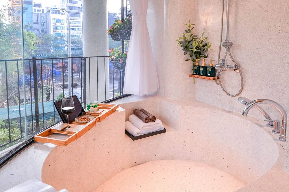 Photo of Bathroom in Dich Vong
