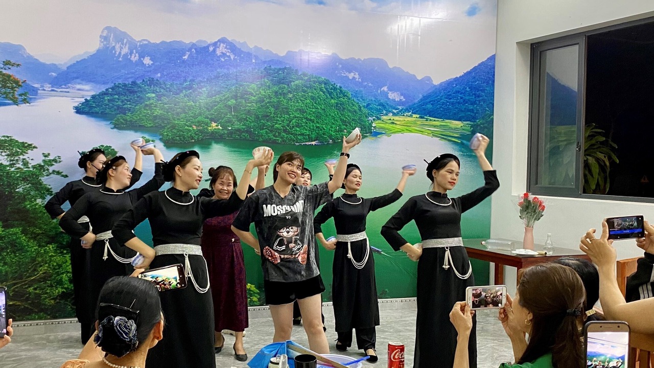 Photo of Others in Nam Mau
