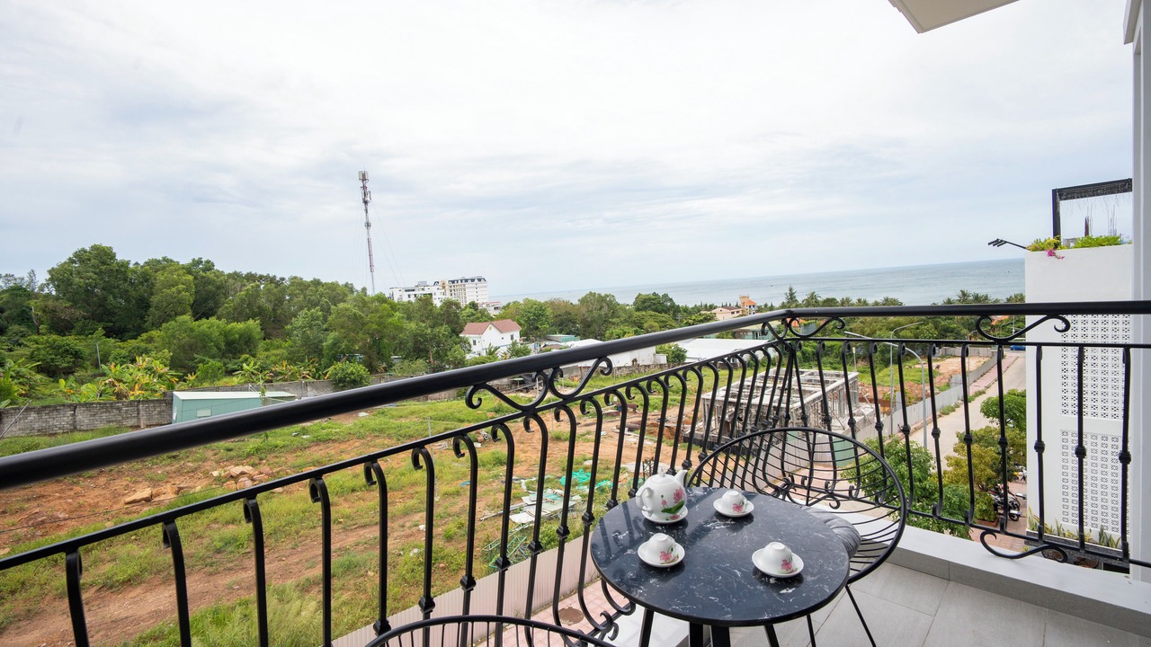 Photo of Patio Balcony in Duong Dong