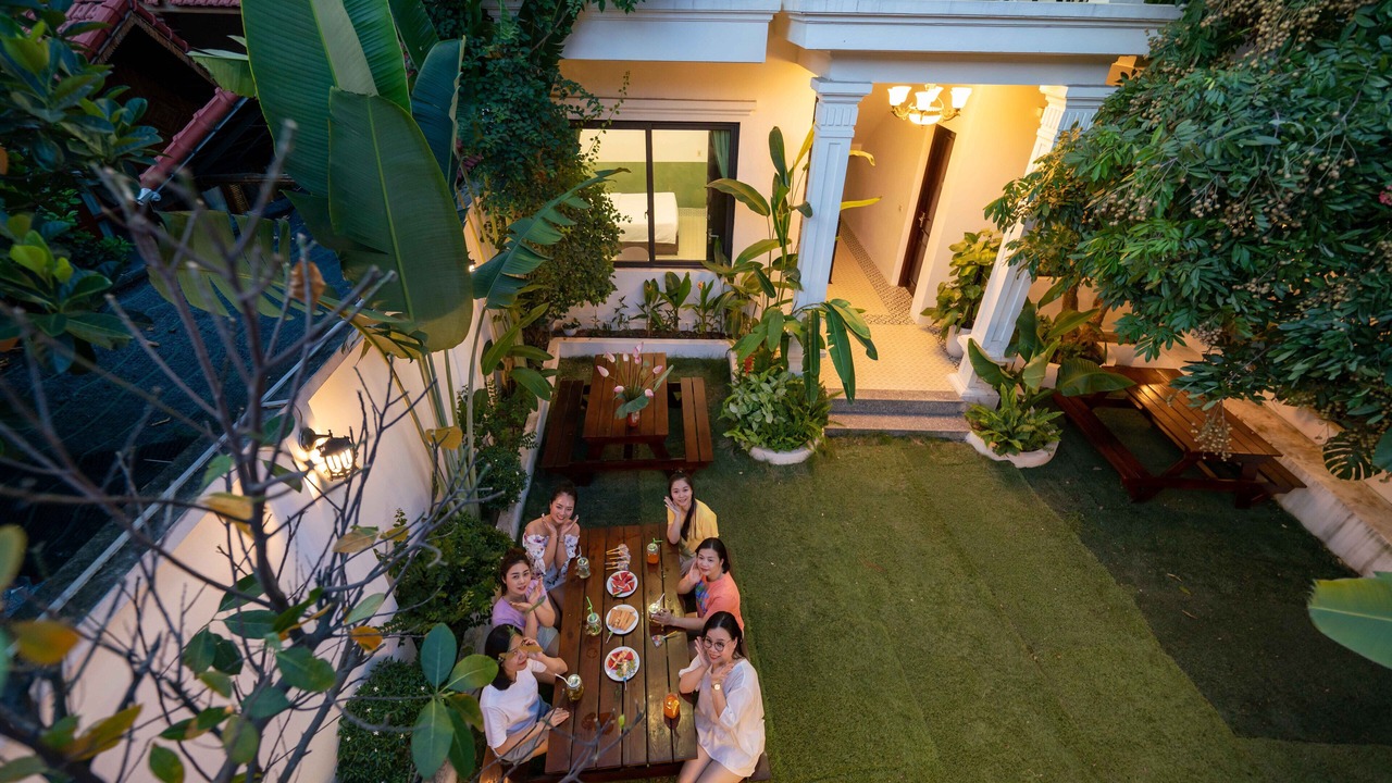 Photo of Others in Hoa Lu