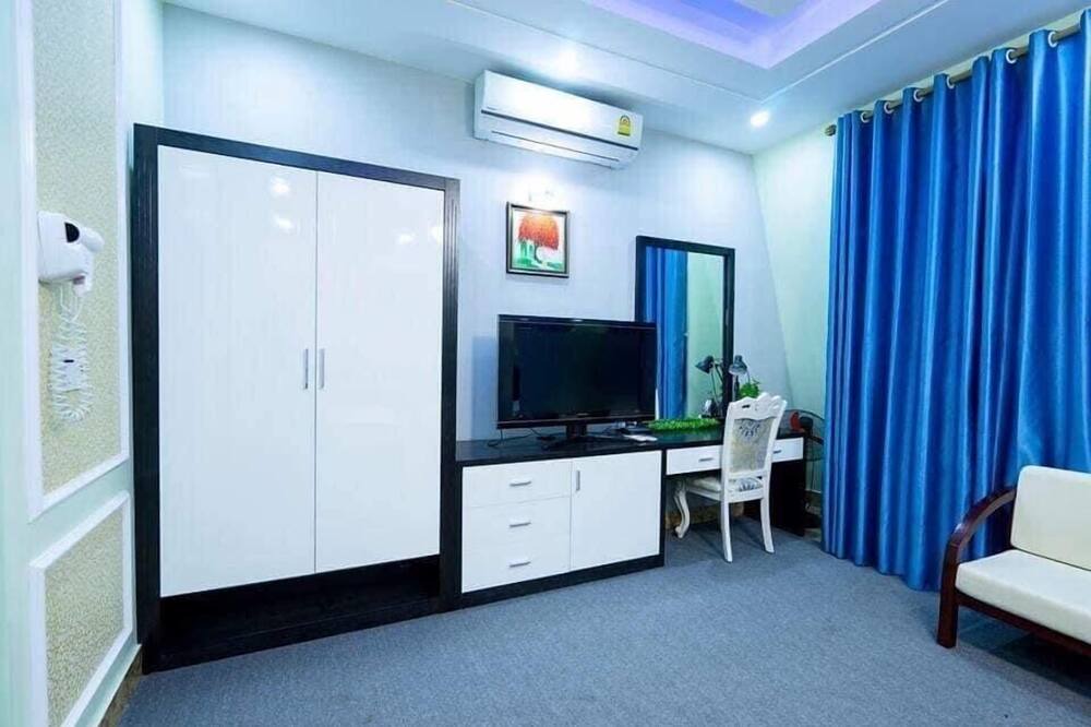Photo of Bedroom in Hon Gai