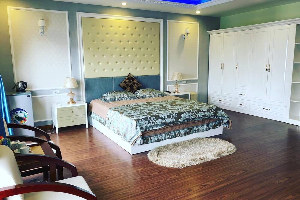 Photo of Bedroom in Hon Gai