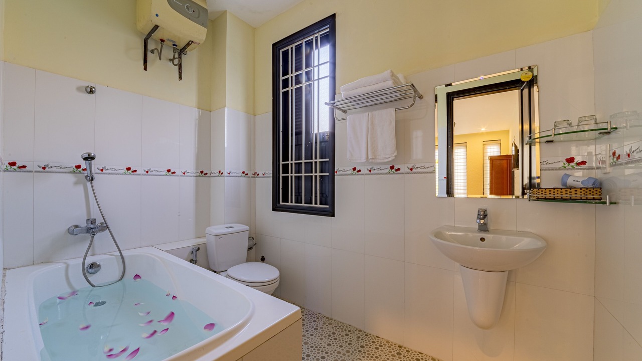 Photo of Bathroom in Cam Chau