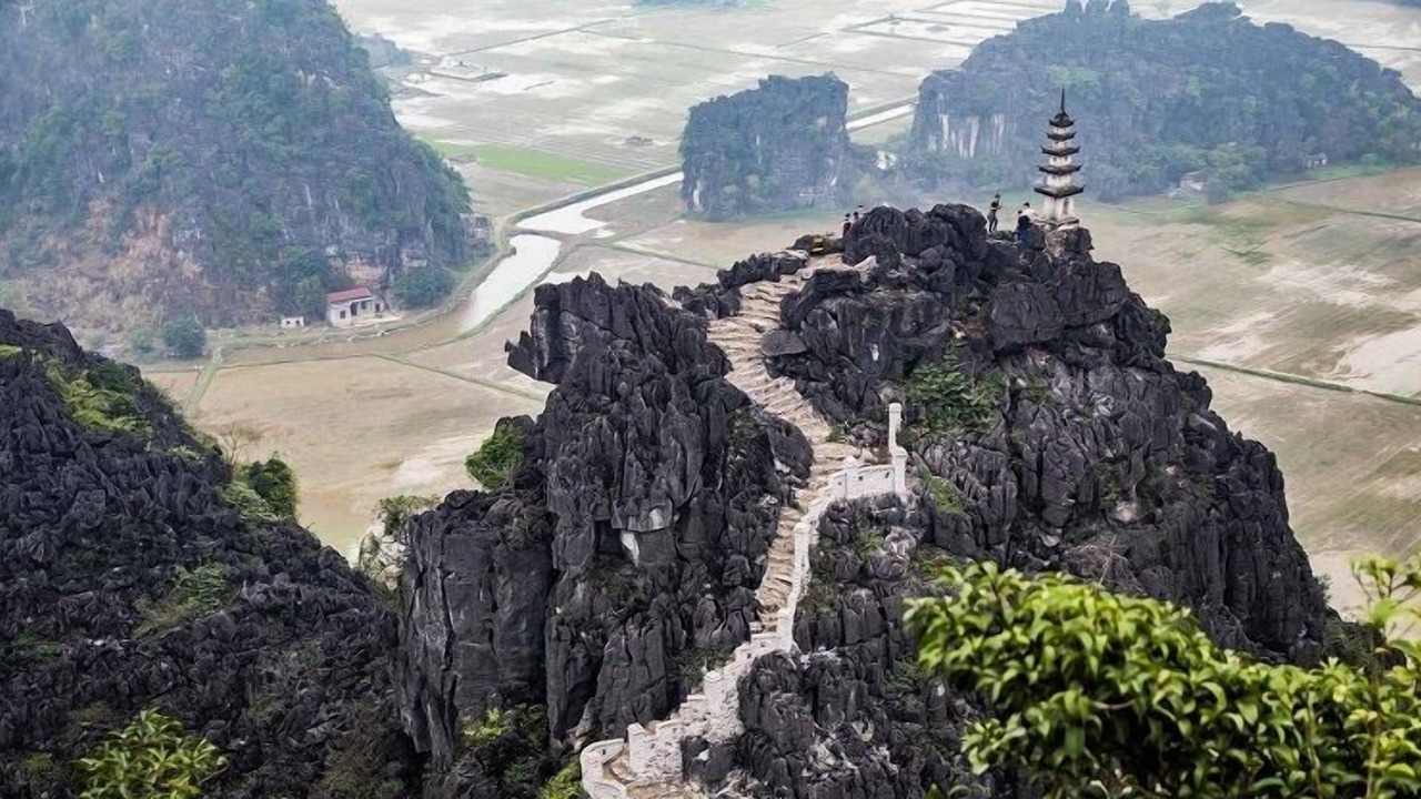 Photo of Others in Hoa Lu