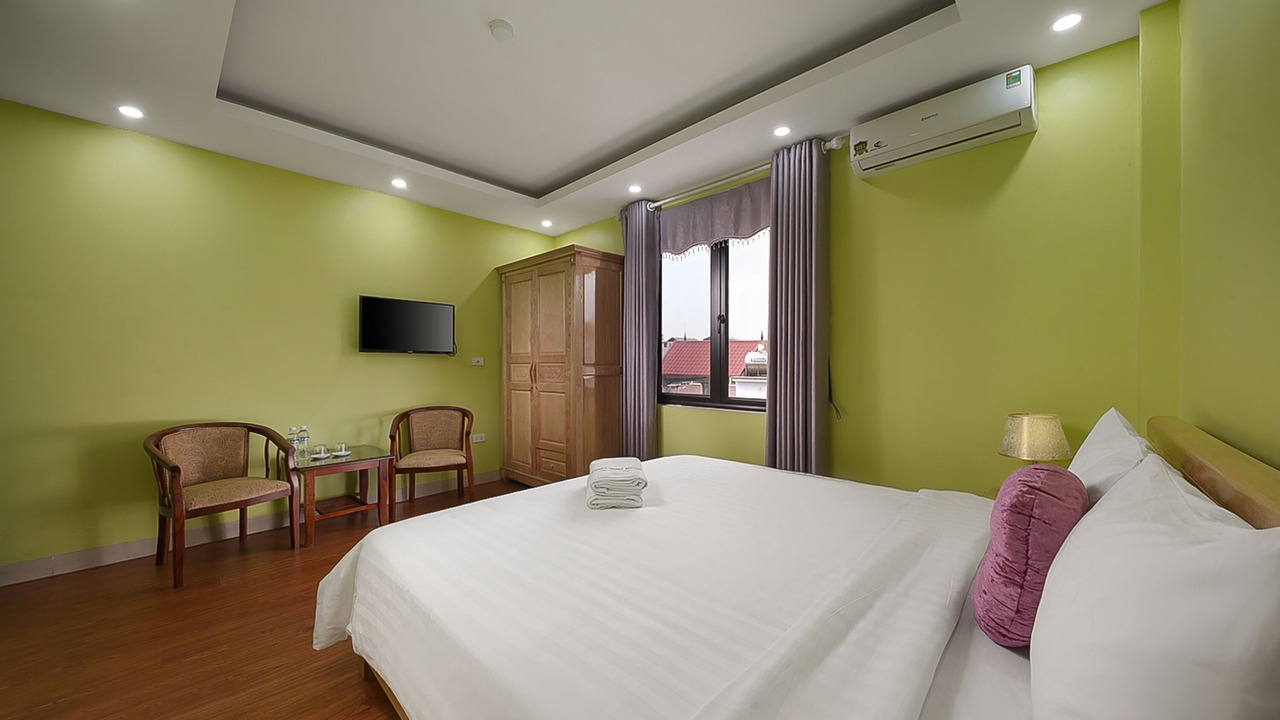 Photo of Bedroom in Soc Son