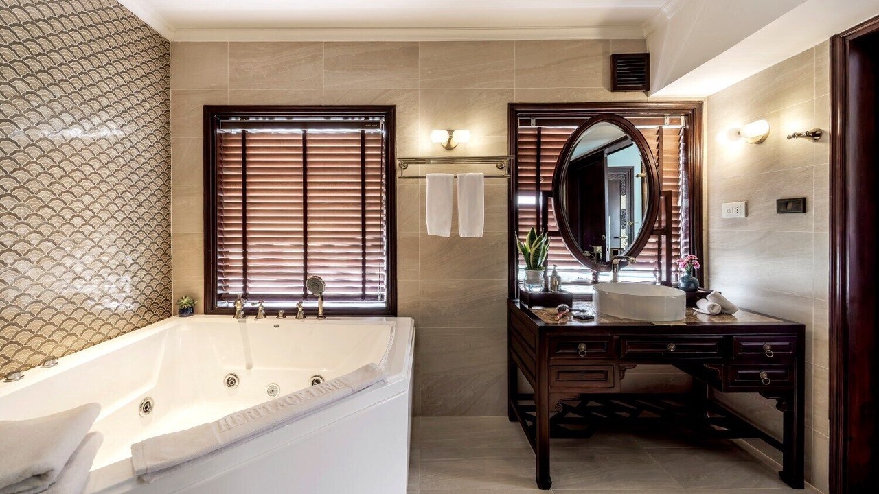 Photo of Bathroom in Ha Long