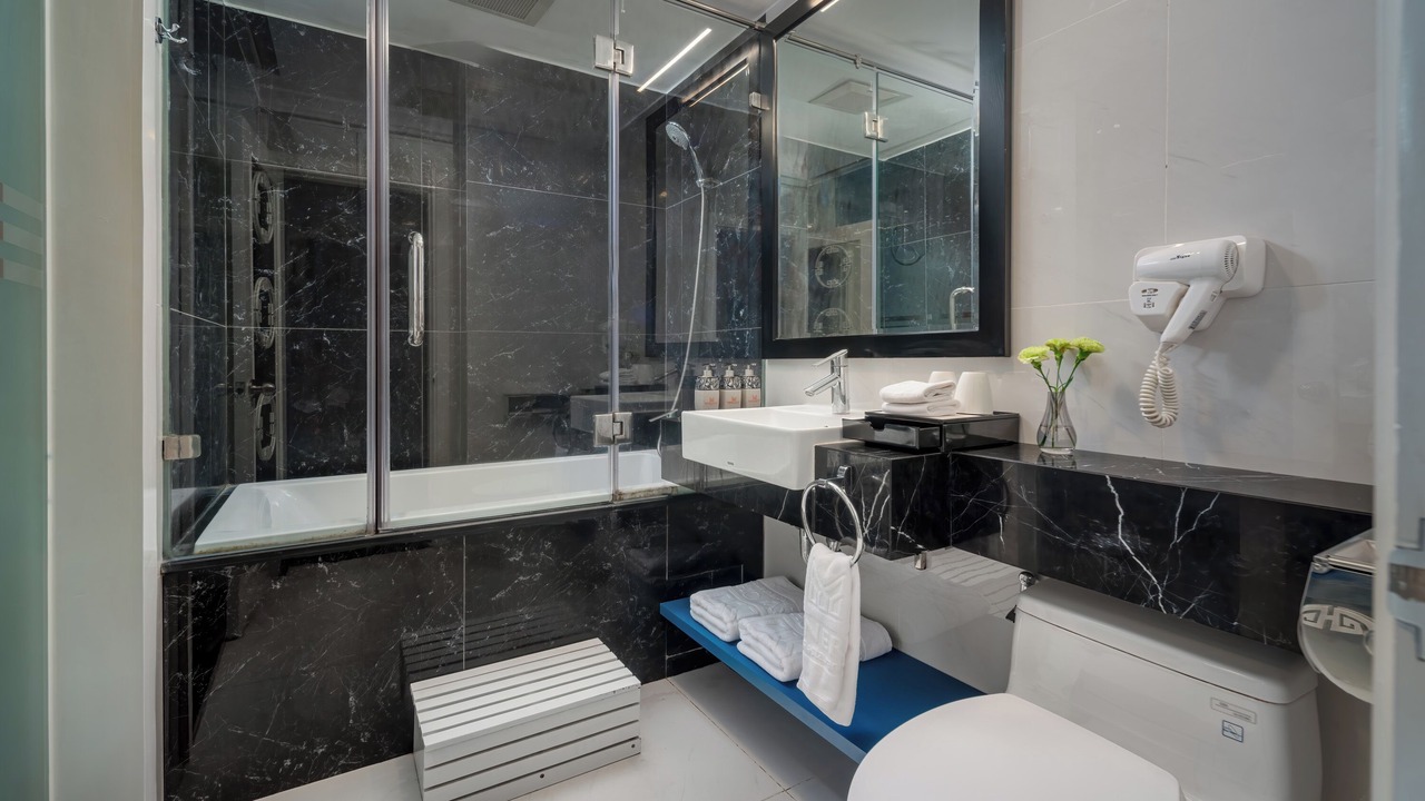 Photo of Bathroom in Hang Trong