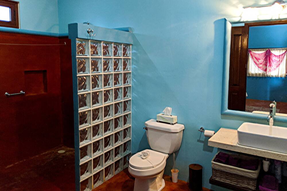 Photo of Bathroom in Colonia Salina Chica