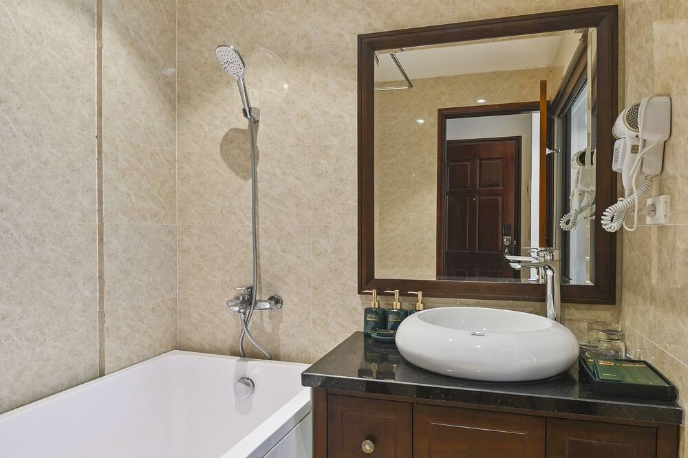 Photo of Bathroom in Dich Vong